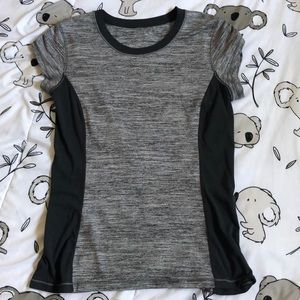 Lululemon t-shirt